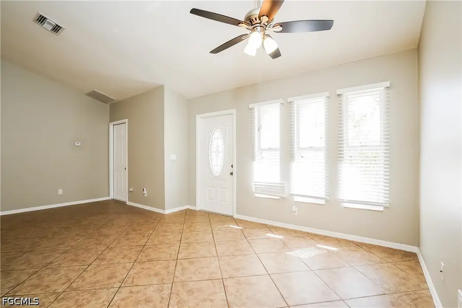 1724 SW 2nd Place, Cape Coral, FL 33991 - #3
