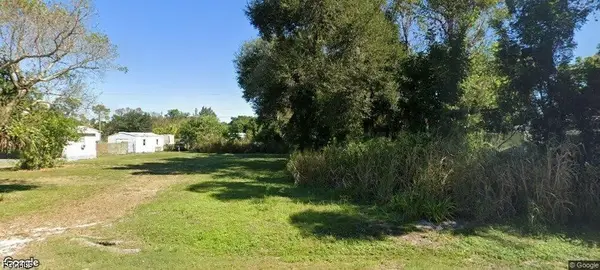 8229 Penny Drive, North Fort Myers, FL 33917