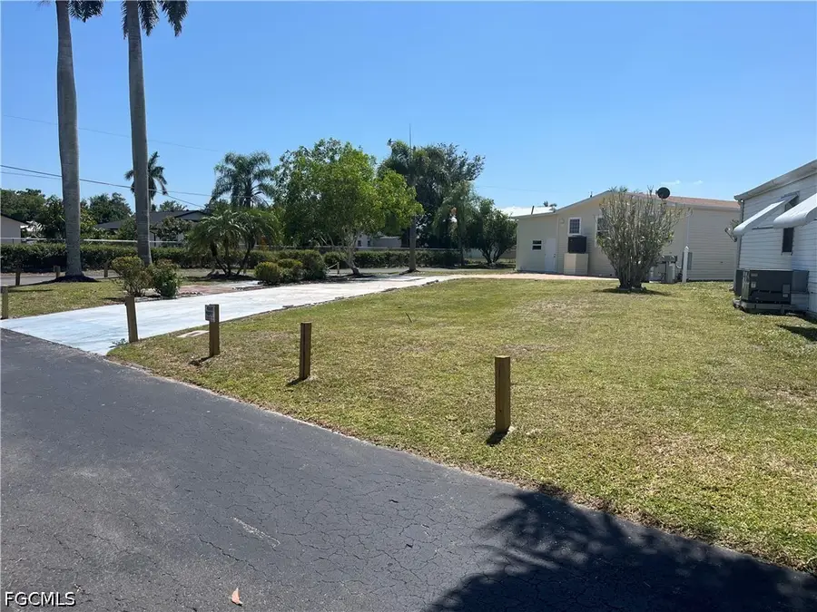 130 Dawn Street, Fort Myers, FL 33908 - #2