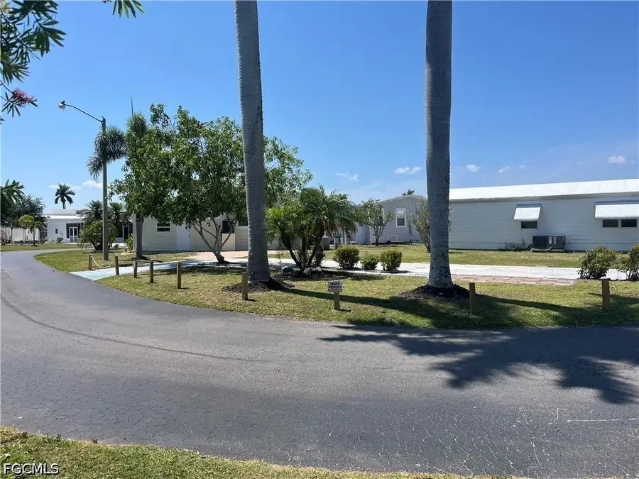 130 Dawn Street, Fort Myers, FL 33908 - #3