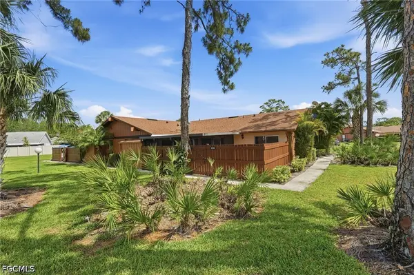 5563 Foxlake Drive, North Fort Myers, FL 33917