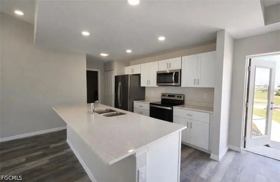 202 NW 25th Place, Cape Coral, FL 33993 - #2