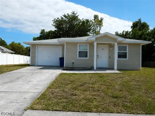899 Ridgeway Drive, North Fort Myers, FL 33903