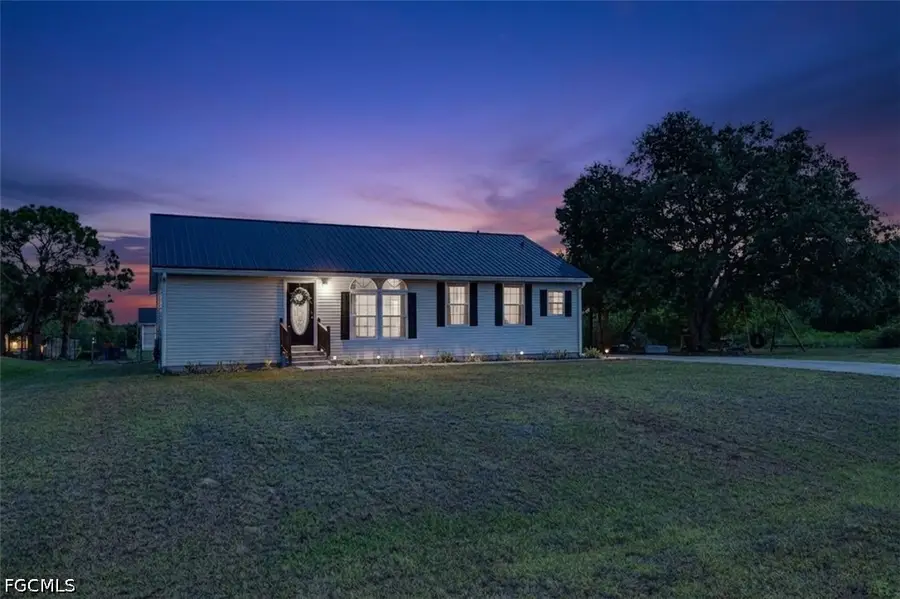2040 S Montana Circle, Labelle, FL 33935 - #2
