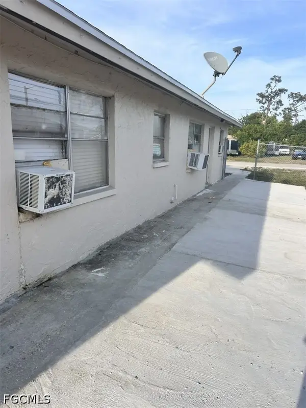 5620/5622 Eighth Avenue, Fort Myers, FL 33907