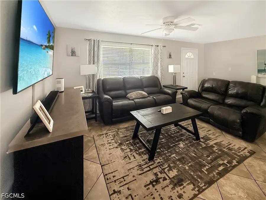 536 SE 26th Terrace, Cape Coral, FL 33904 - #3