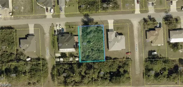 3311 30th Street Sw, Lehigh Acres, FL 33976