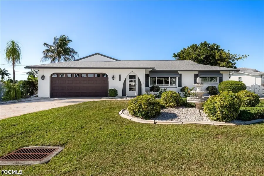 2025 SE 39th Street, Cape Coral, FL 33904 - #2