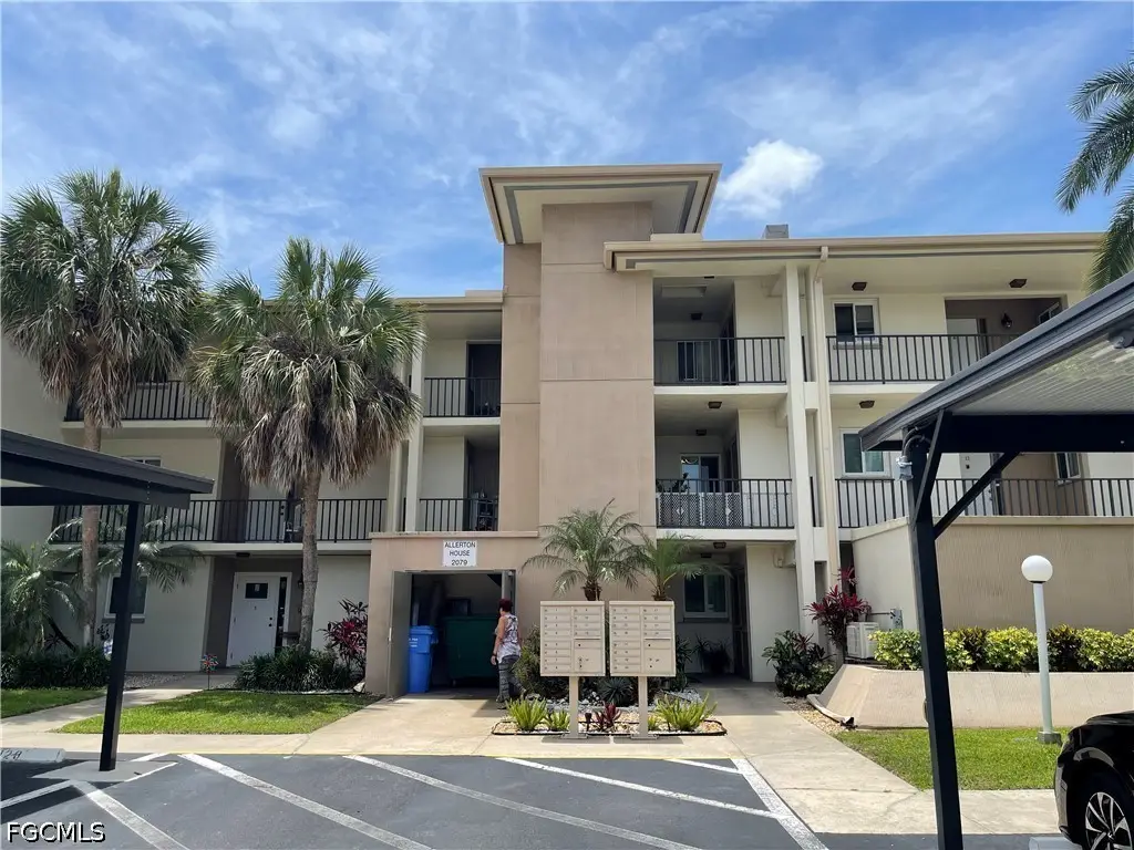 2079 Barkeley Lane #19, Fort Myers, FL 33907 - #1