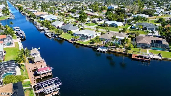 4532 SW 1st Place, Cape Coral, FL 33914