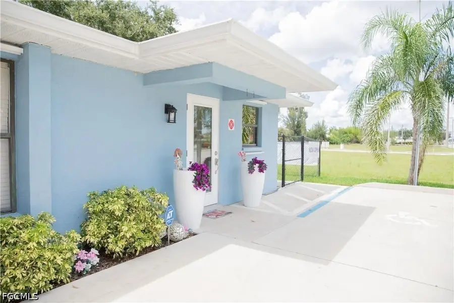 2826 Santa Barbara Boulevard, Cape Coral, FL 33914 - #2