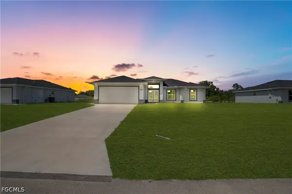 1023 Pilgrim Street E, Lehigh Acres, FL 33974