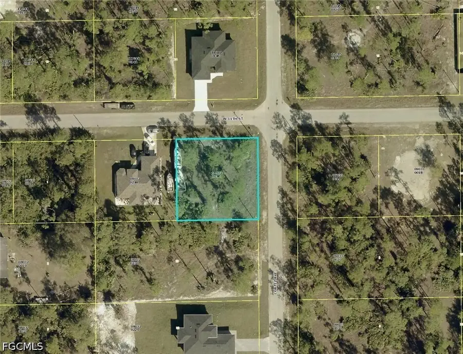301 W 11th Street, Lehigh Acres, FL 33972 - #2