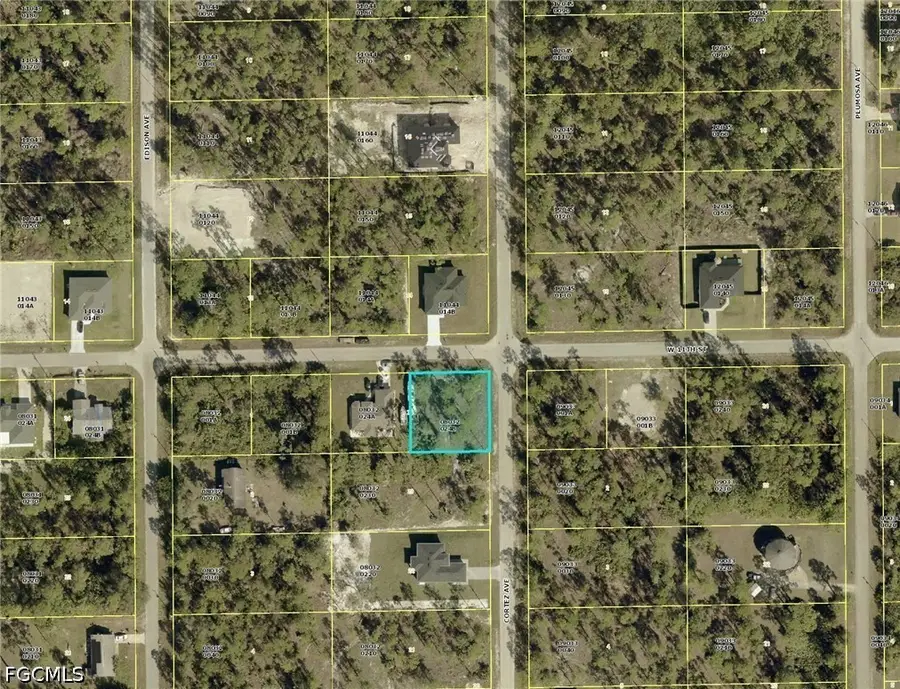301 W 11th Street, Lehigh Acres, FL 33972 - #3