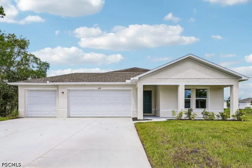 425 Palmyra Avenue S, Lehigh Acres, FL 33974 - #1