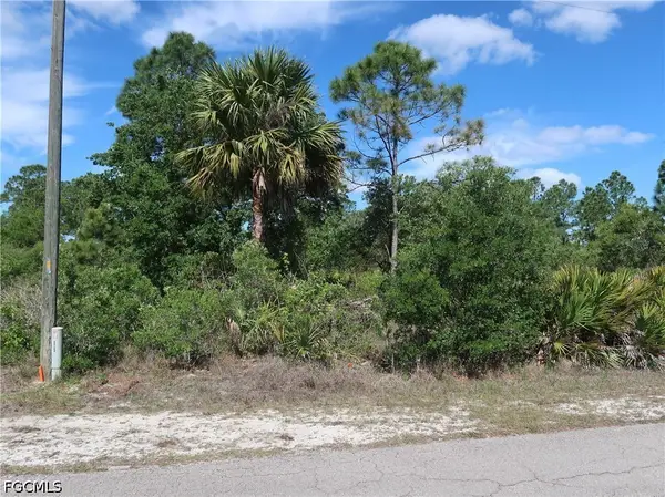 503 Wells Avenue, Lehigh Acres, FL 33972