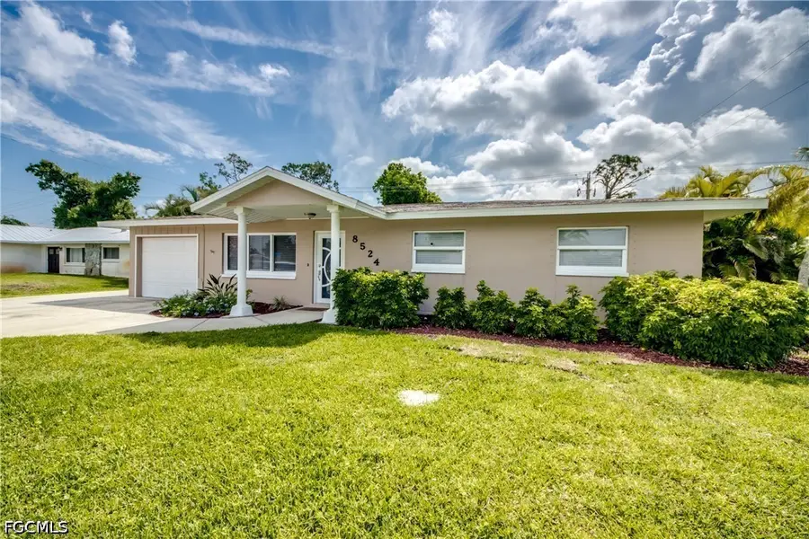 8524 Dartmouth Street, Fort Myers, FL 33907 - #3