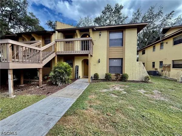2133 Golfside Village Drive, Lehigh Acres, FL 33936