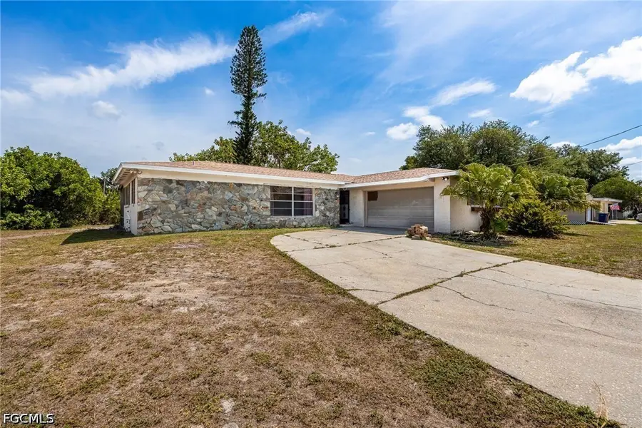 12401 Davis Boulevard, Fort Myers, FL 33905 - #2