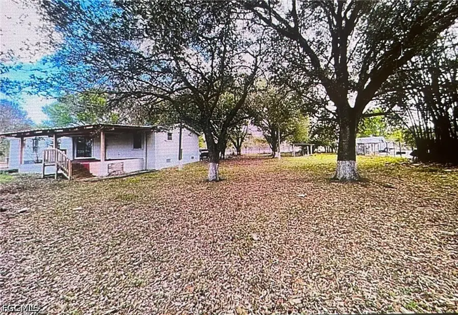 820 N Romero Street, Clewiston, FL 33440 - #3