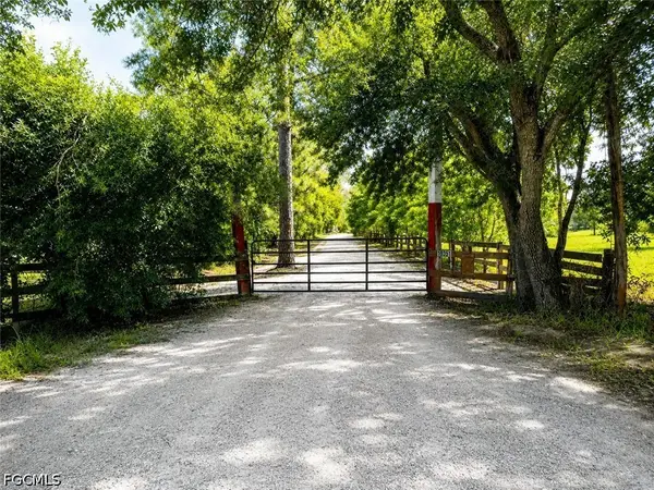 10351 Deal Road, North Fort Myers, FL 33917