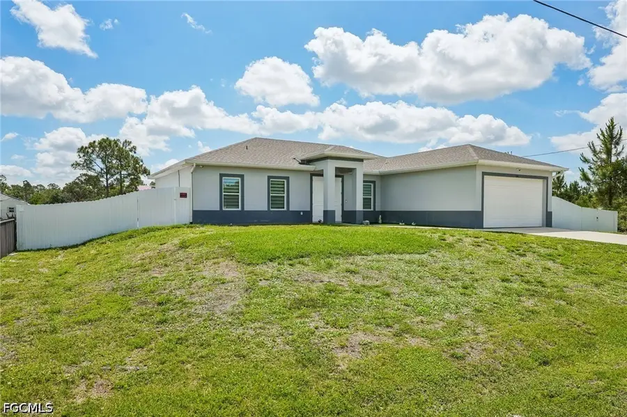 910 Richmond Avenue N, Lehigh Acres, FL 33972 - #3