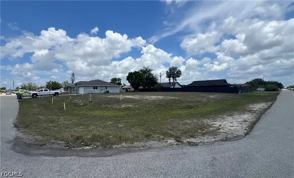19 NE 9th Place, Cape Coral, FL 33909