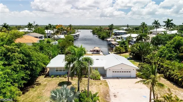 5387 Marina Drive, Bokeelia, FL 33922