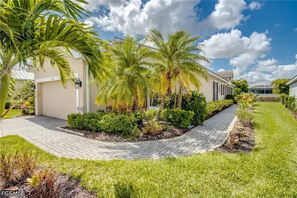 2734 Vareo Court, Cape Coral, FL 33991
