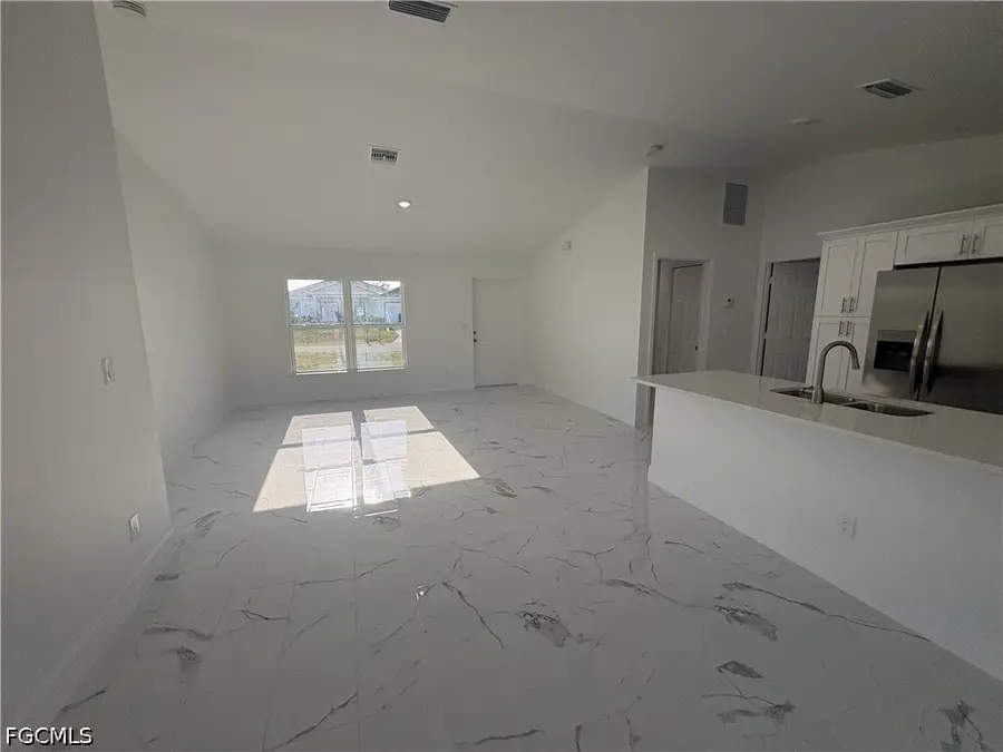 2810 NW 26th Place, Cape Coral, FL 33993 - #3