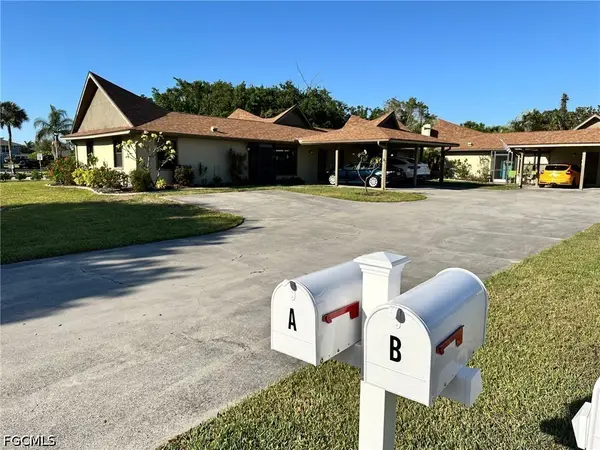 4266 Island Circle #B, Fort Myers, FL 33919