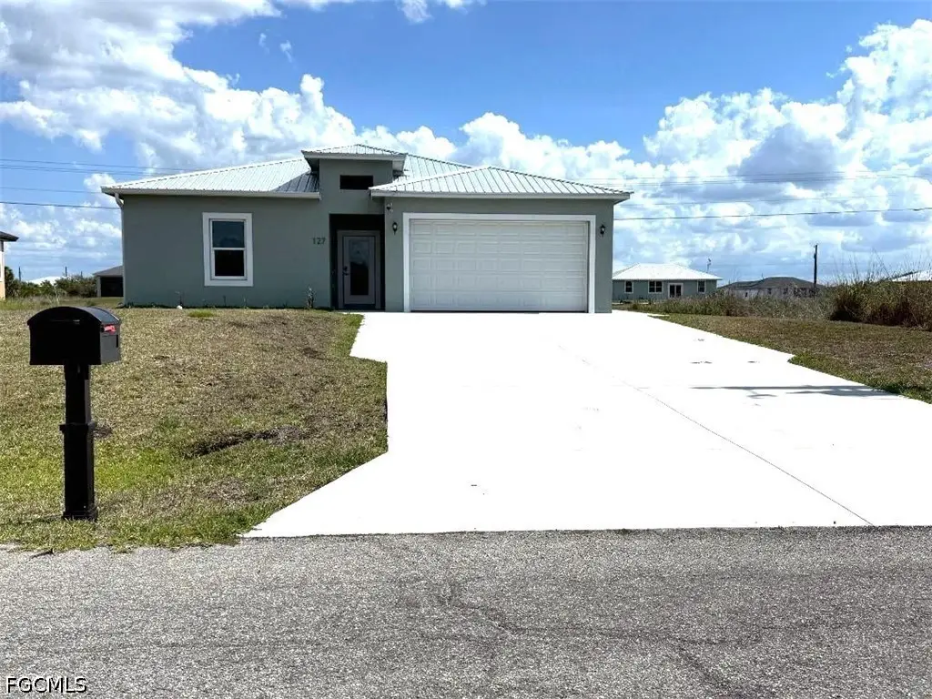 127 Carousel Avenue, Labelle, FL 33935 - #1
