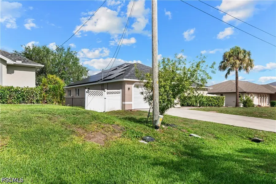 1418 SW 11th Place, Cape Coral, FL 33991 - #3