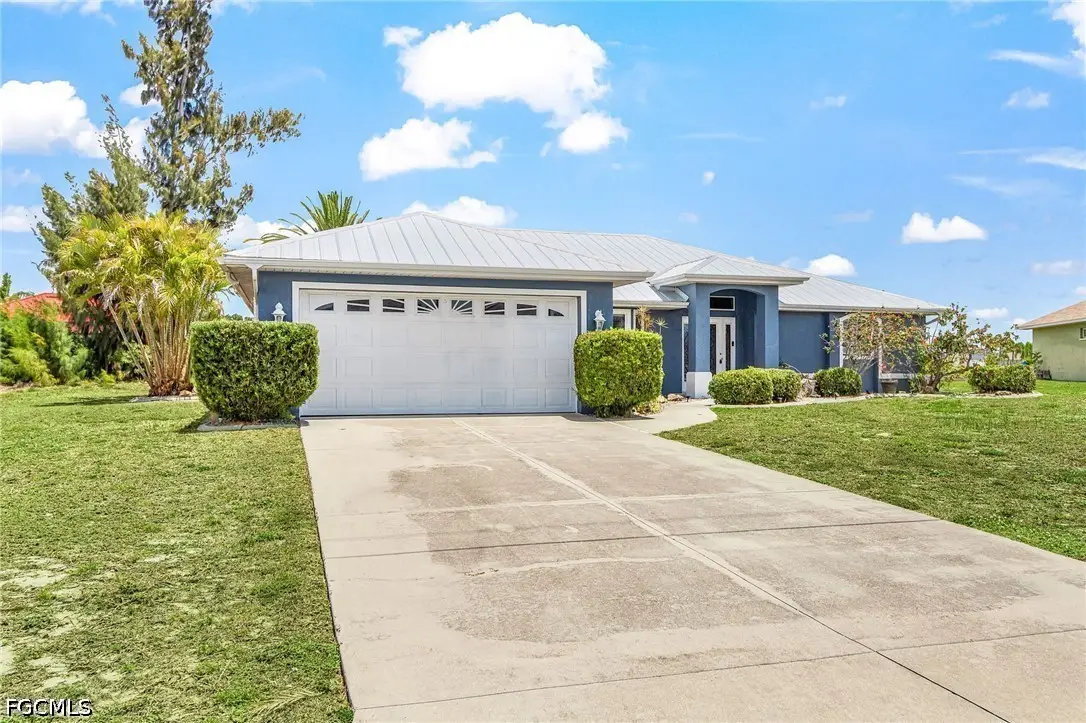 1137 SW 37th Street, Cape Coral, FL 33914 - #1