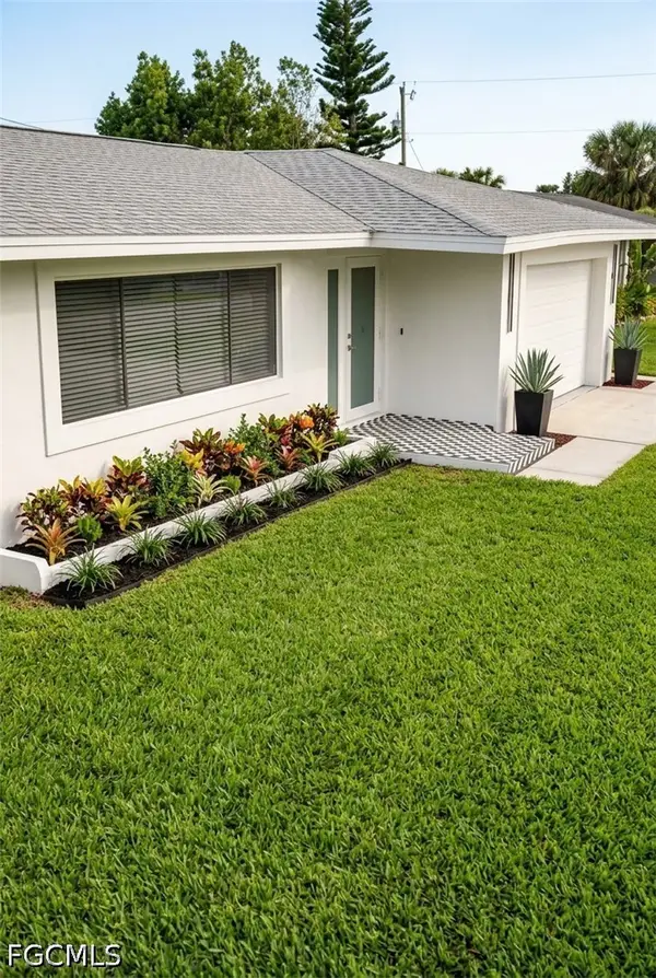 1212 SE 43rd Terrace, Cape Coral, FL 33904