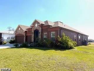 3731 NW 44th Place, Cape Coral, FL 33993