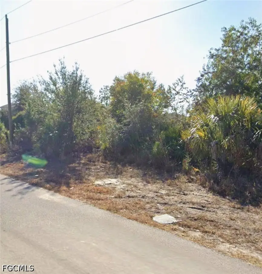 3009 26th Street W, Lehigh Acres, FL 33971 - #3