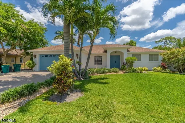 3054 44th Street Sw, Naples, FL 34116