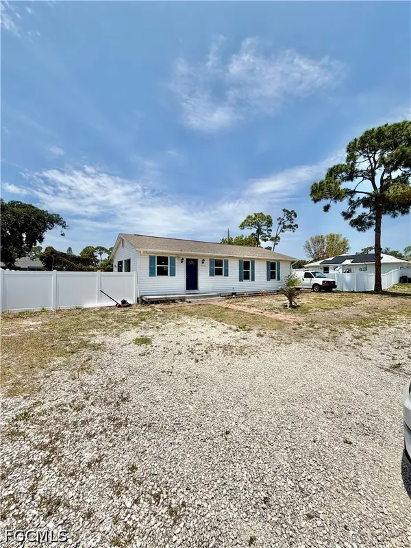 18306 Hepatica Road, Fort Myers, FL 33967