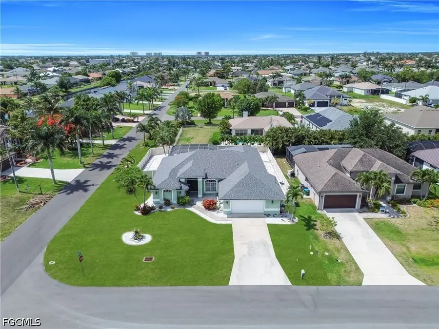 1722 SW 38th Terrace, Cape Coral, FL 33914 - #2