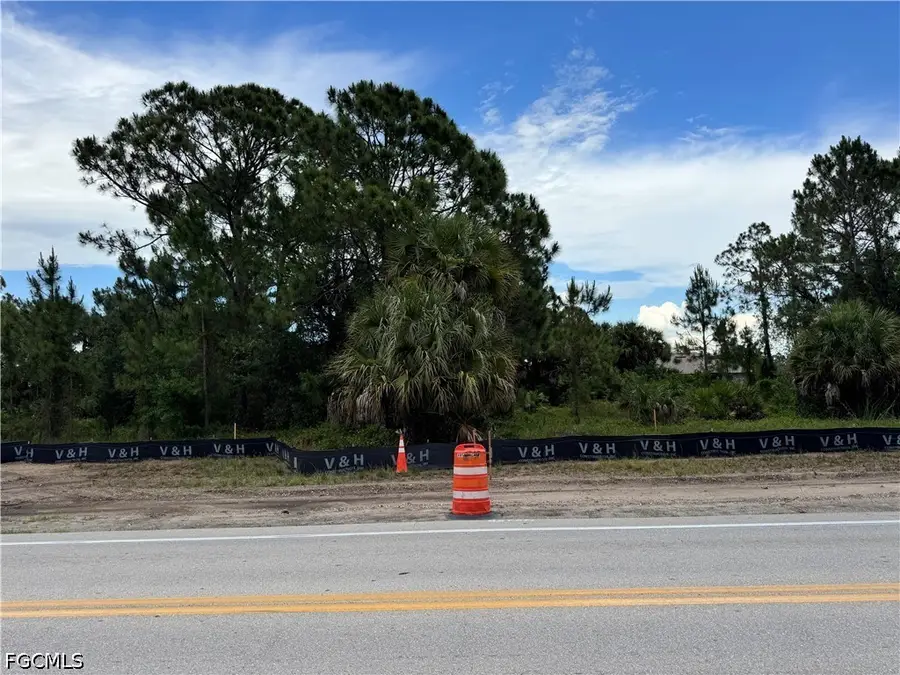 137 Bell Boulevard S, Lehigh Acres, FL 33974 - #2