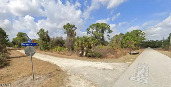 921 Abbey Street E, Lehigh Acres, FL 33974