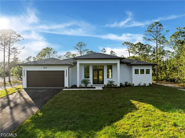 3269 54th Avenue Ne, Naples, FL 34120