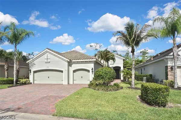 8352 Preserve Point Drive, Fort Myers, FL 33912