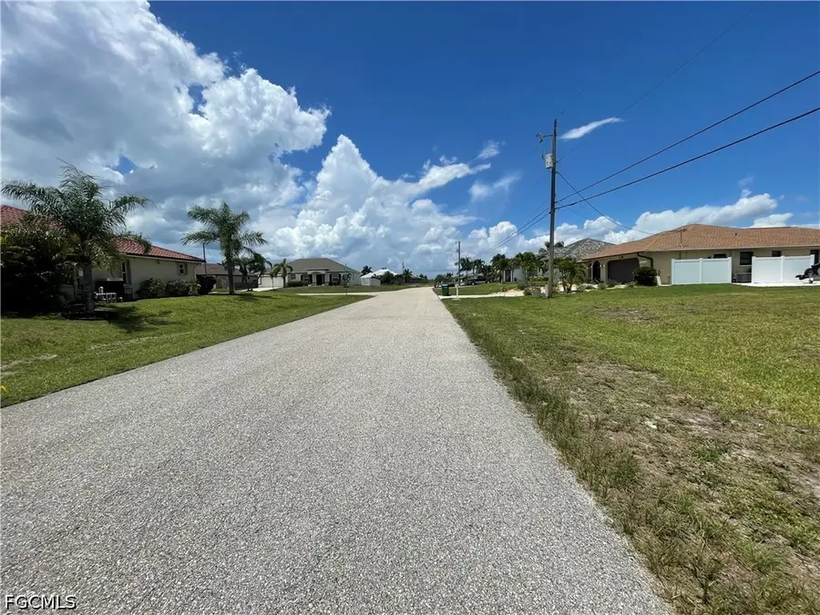 825 NW 33rd Place, Cape Coral, FL 33993 - #3