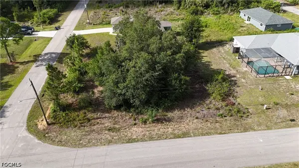 2025 Robert Avenue, Alva, FL 33920