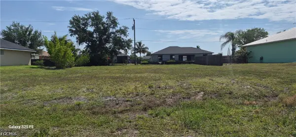2501 NE 19th Place, Cape Coral, FL 33909
