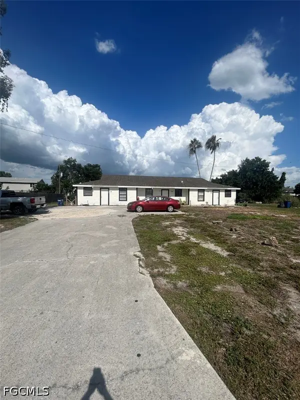 7582-7586 Carrier Road, Fort Myers, FL 33967