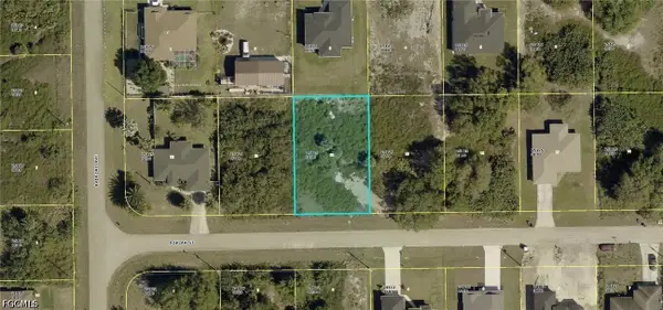 437 Poplar Street, Lehigh Acres, FL 33974