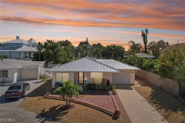 210 Hibiscus Drive, Fort Myers Beach, FL 33931